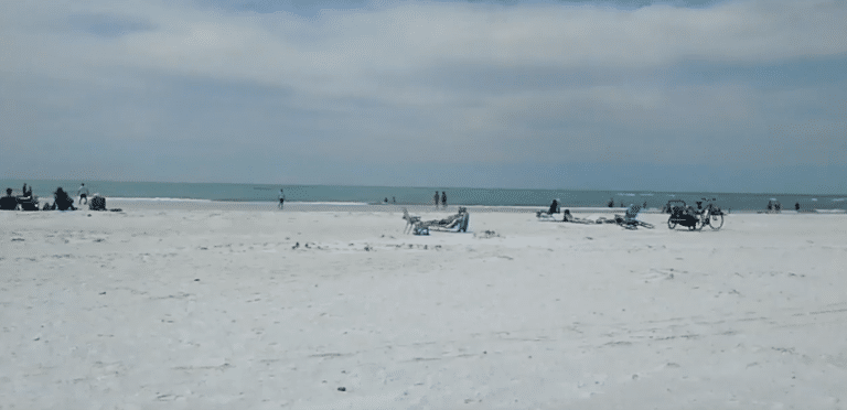 a photo of Bradenton Beach where SteelSmith provides Dumpster Rentals